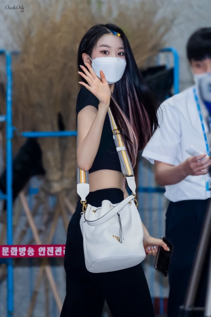 아이즈원 장원영 복근 | 인스티즈