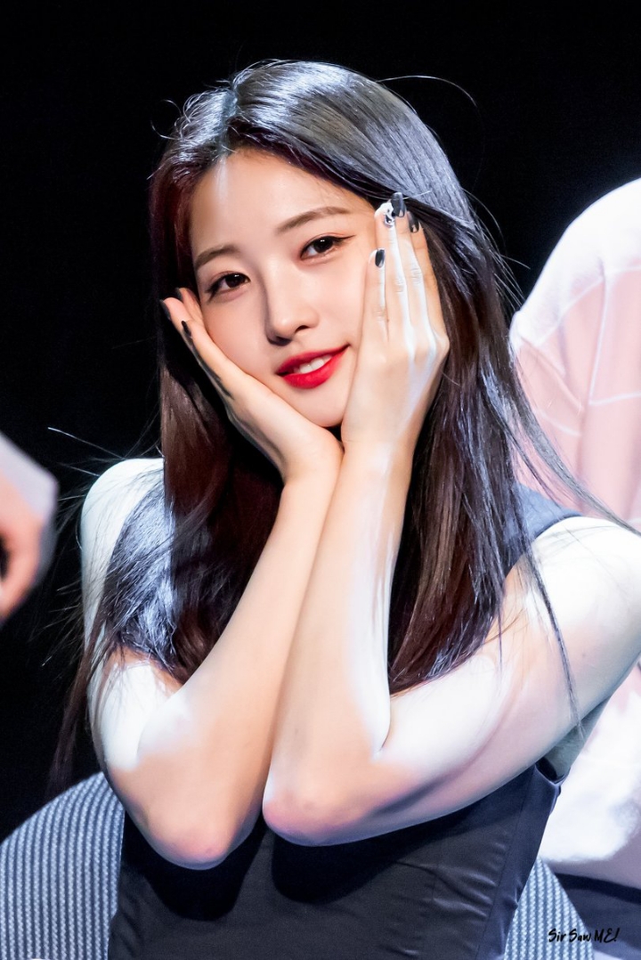 수지 닮은 아이돌 | 인스티즈