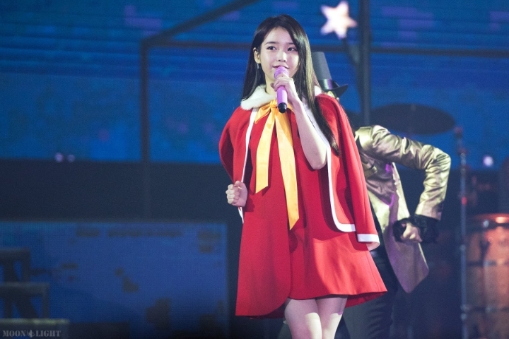 아이유 | 인스티즈