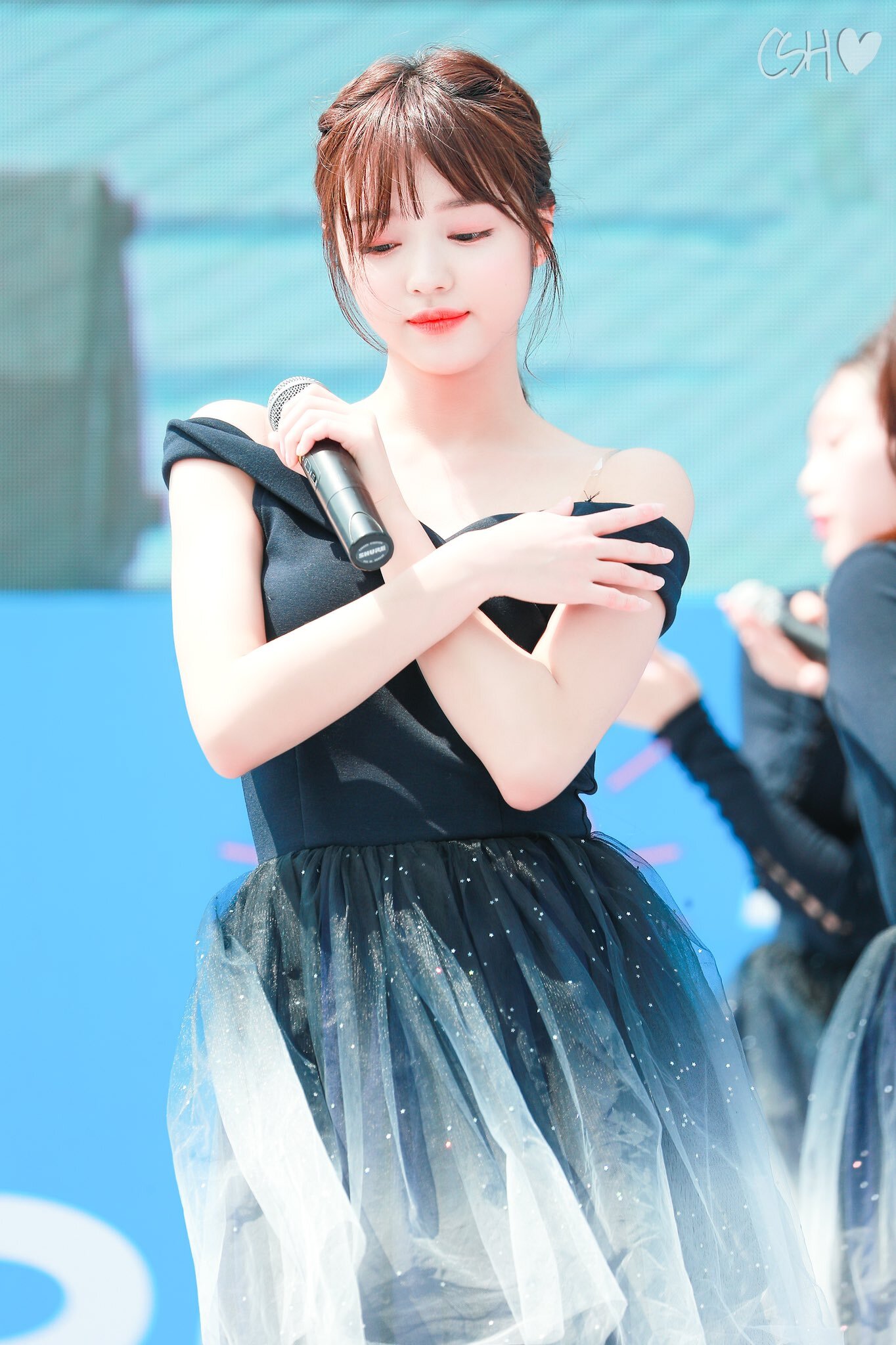 귀여운 오마이걸 유아.gif | 인스티즈