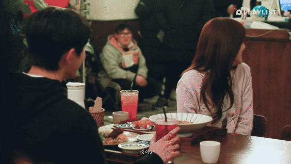 생에 첫 키스신 찍는 아이돌들의 설레는 반응 | 인스티즈