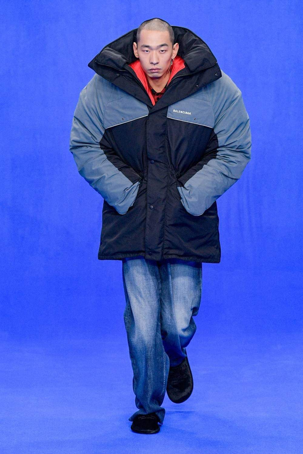 발렌시아가 2020 신상 패딩.jpg | 인스티즈