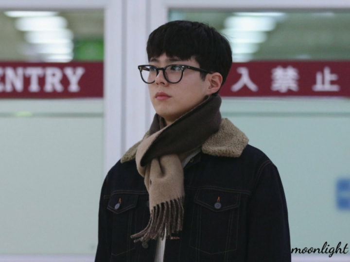 뿔테안경 쓰면 찐따처럼 보이는 이유.jpg | 인스티즈