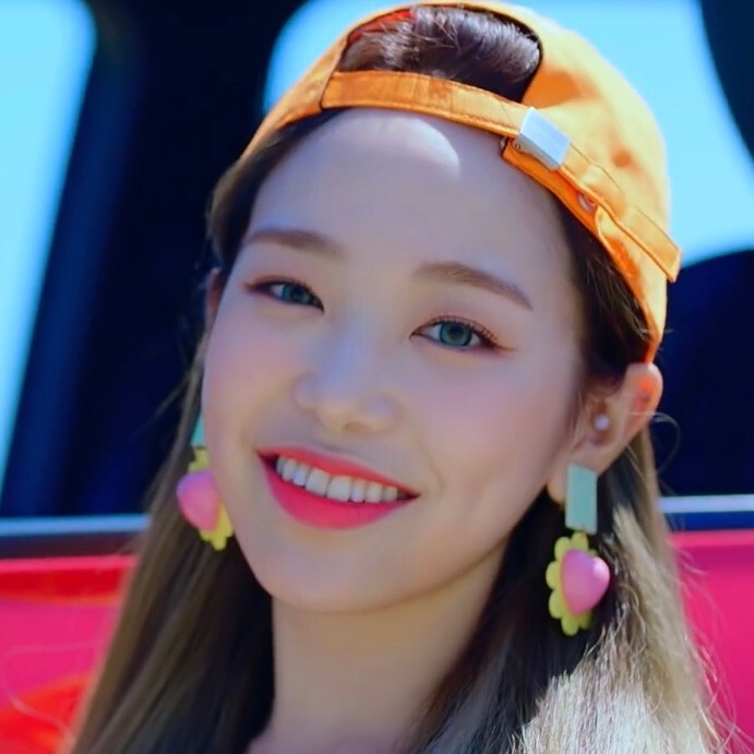 에이프릴 레이첼 .jpgif | 인스티즈