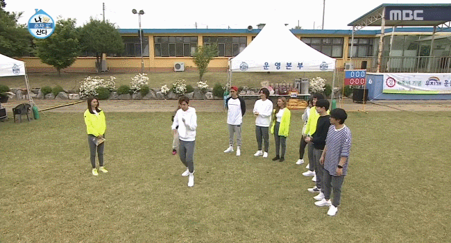 [나혼자산다] 유노윤호 열정댄스를 본 여성회원들 반응.gif | 인스티즈