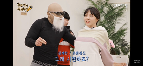 자세교정 받는 나미친.jpg(feat.피지컬갤러리) | 인스티즈