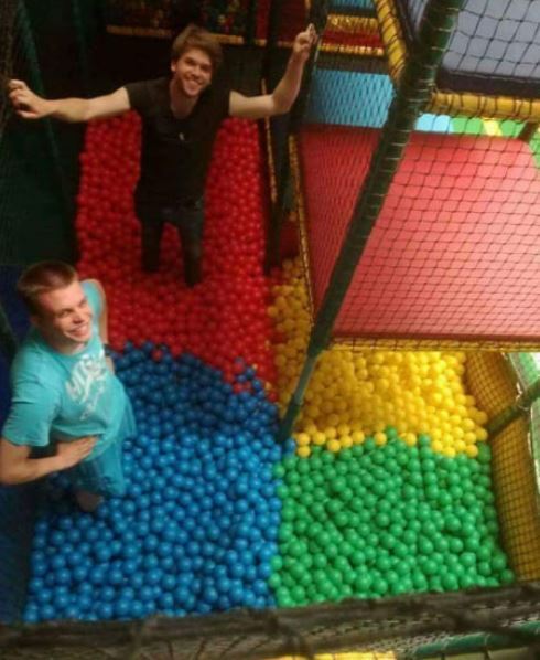 강박증을 가진사람이 풀장에들어가면 | 인스티즈