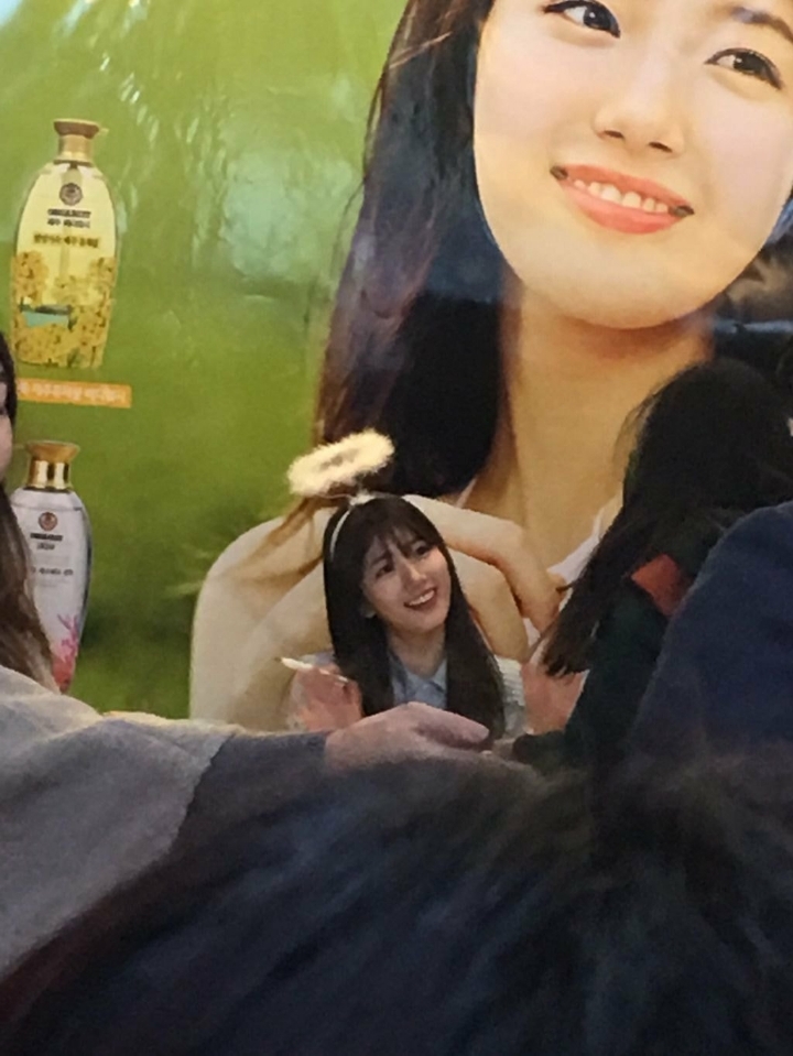 폰카로 찍은 수지 실물 | 인스티즈