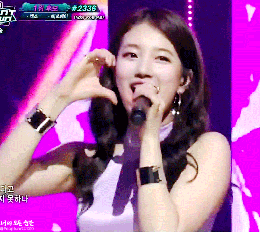 한때 홀터넥만 주구장창 입혔던 수지 코디.jpgif | 인스티즈