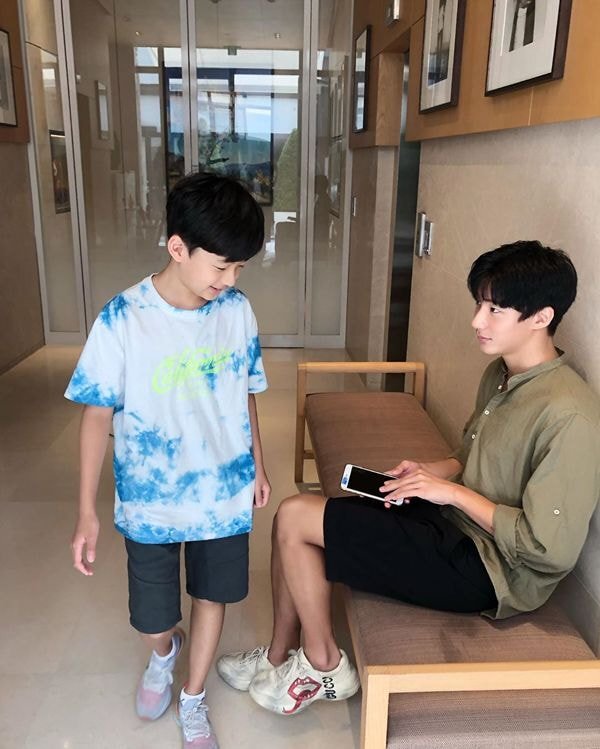 윤상 아들 근황.JPG | 인스티즈