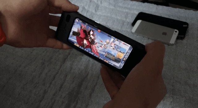 240만원짜리 핸드폰 사서 하는짓.gif | 인스티즈