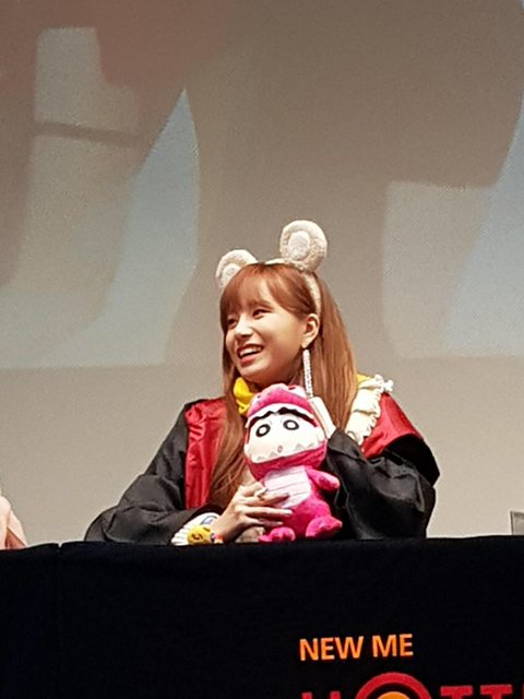 아이즈원 사인회 사진 몇장 | 인스티즈