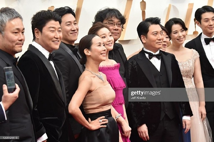오스카 시상식간 기생충팀.jpg | 인스티즈