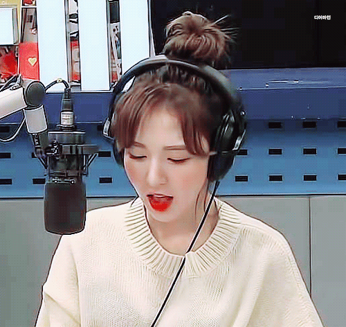 라디오 DJ가 된 레드벨벳 웬디.jpgif | 인스티즈