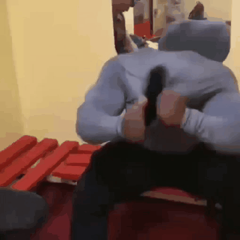 탈의하는 헬갤러.gif | 인스티즈