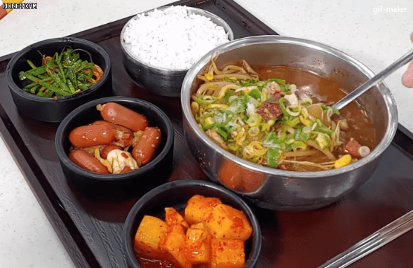1년에 60만그릇 팔린다는 소고기국밥 | 인스티즈