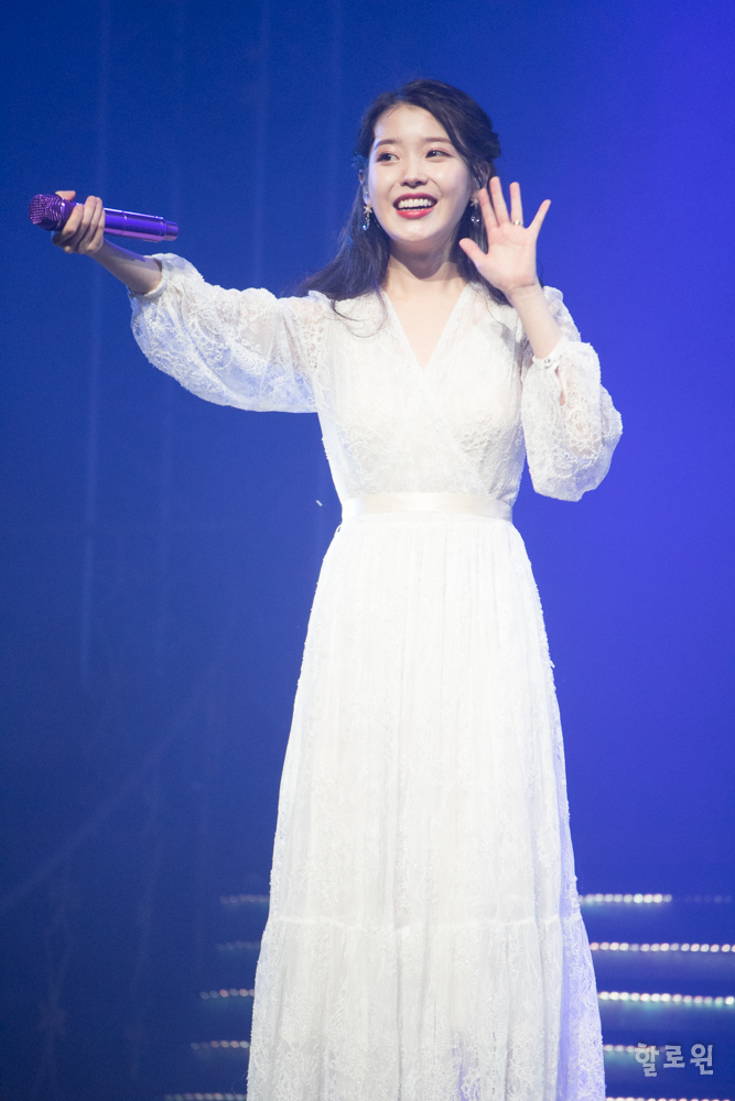 오늘자 제주콘 아이유 ..jpg | 인스티즈