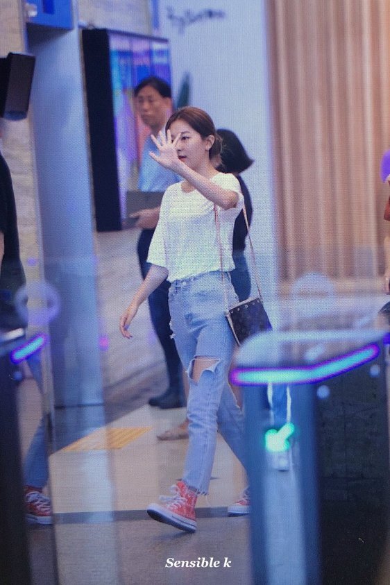 여자 아이돌 중에서 제일 옷을 잘입는 것 같은 사람 | 인스티즈