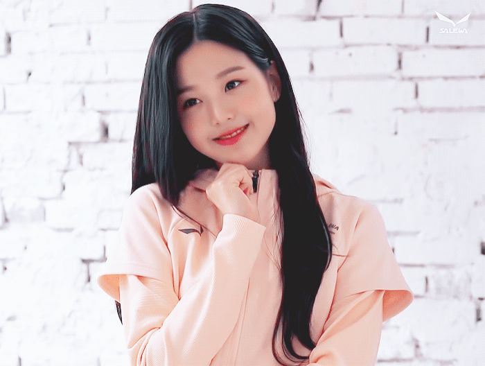 [장원영] 겨드랑이 그만 올리라고 ㅂㄷㅂㄷ | 인스티즈