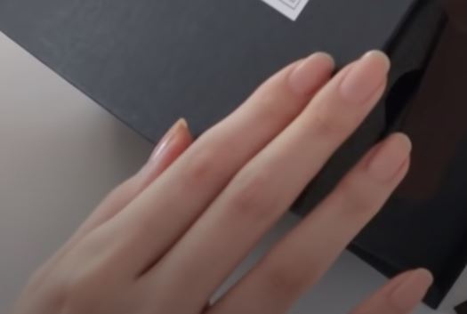 손모델의 손.JPG | 인스티즈