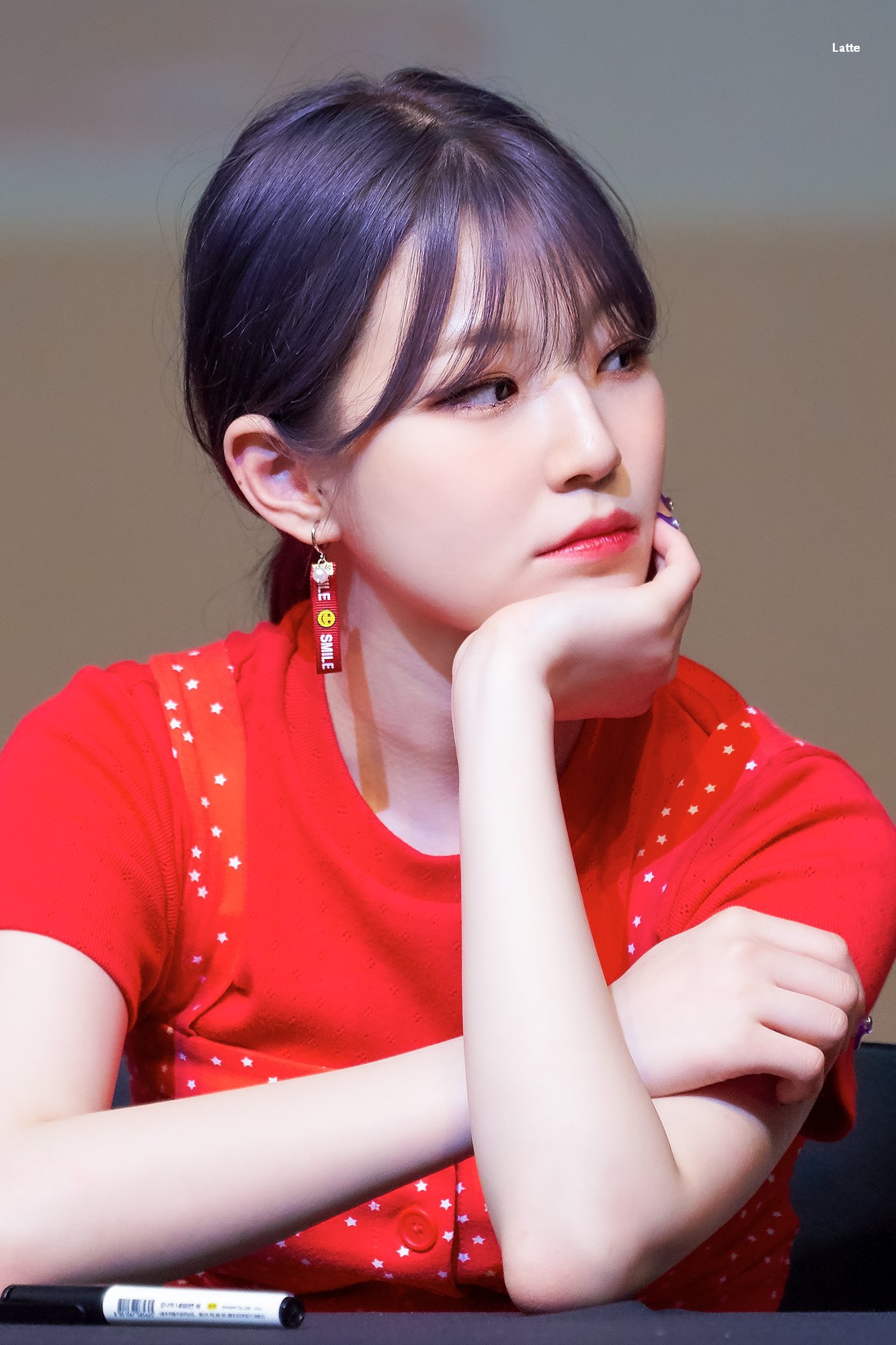 프로미스나인의 꿀깅이 막내 백지헌.jpgif | 인스티즈