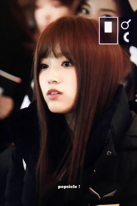 오늘자 출국한 아이즈원 | 인스티즈