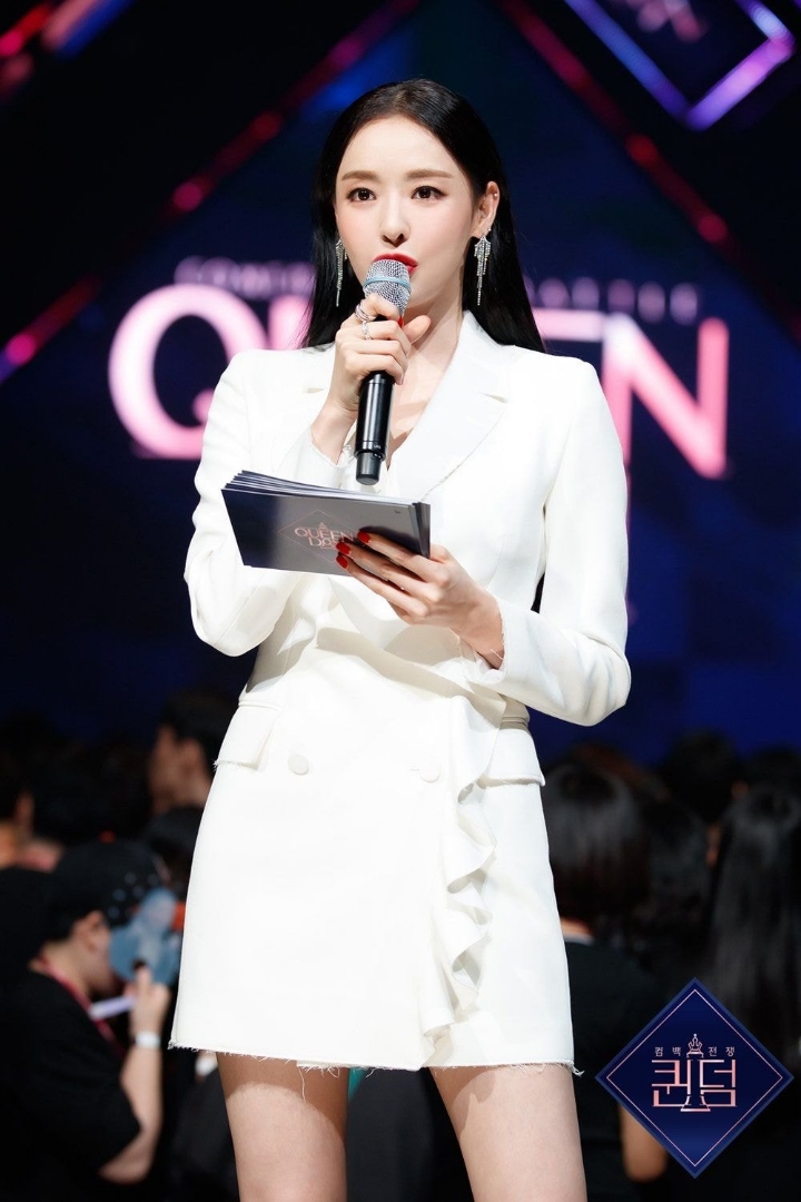 같은 옷 입은 이다희(175cm) 신혜선(171cm).jpgif | 인스티즈