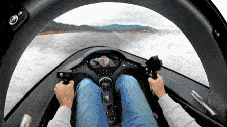 요즘 부자들이 한다는 수상 레저 스포츠.gif | 인스티즈