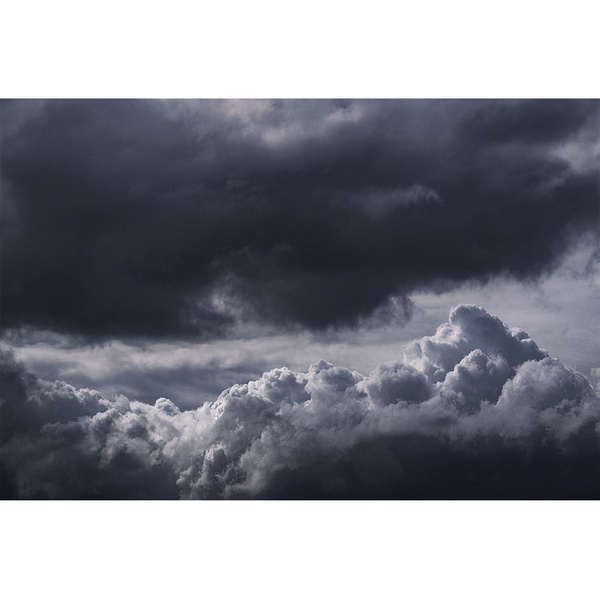 쏟아내야 할 때 다 쏟아내지 못한 마음은 지독한 먹구름이 되고 | 인스티즈