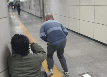 똥 마려운 연기연습하는 침펄듀오.gif | 인스티즈