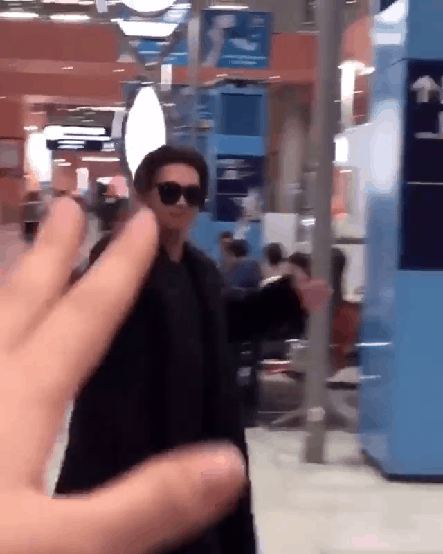 공항에서 빅뱅인척하는 일반인ㅋㅋㅋㅋㅋ.gif | 인스티즈