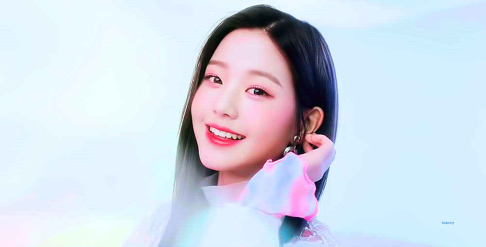 [장원영] 겨드랑이 그만 올리라고 ㅂㄷㅂㄷ | 인스티즈