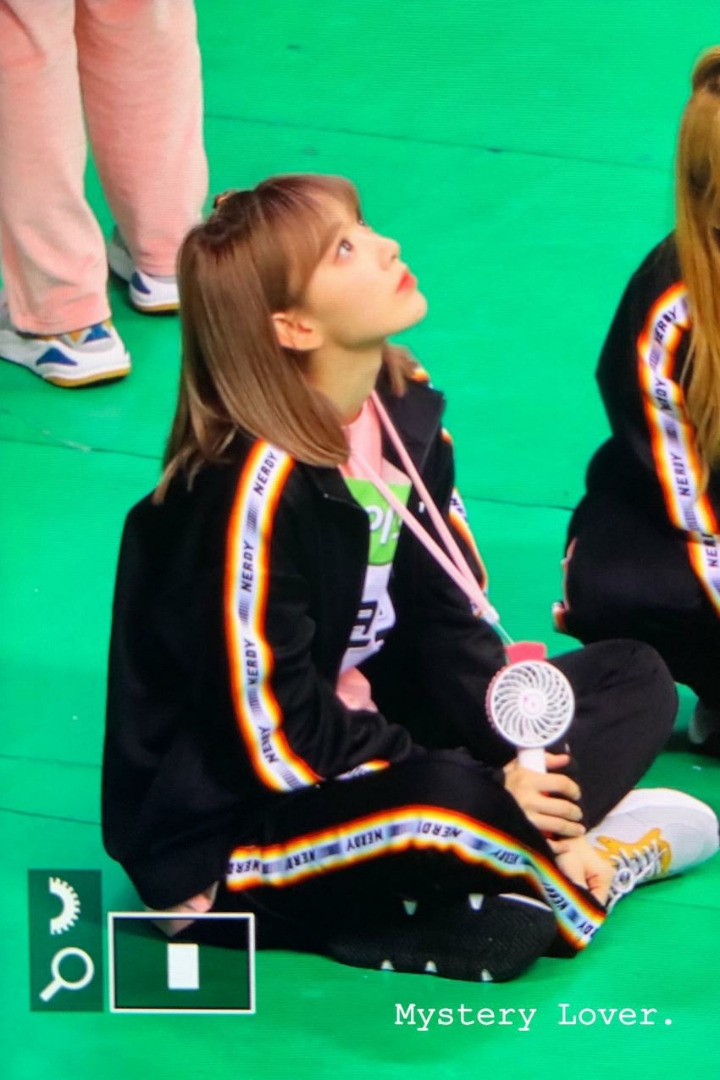 아이즈원 미야와키 사쿠라 랜덤짤 | 인스티즈