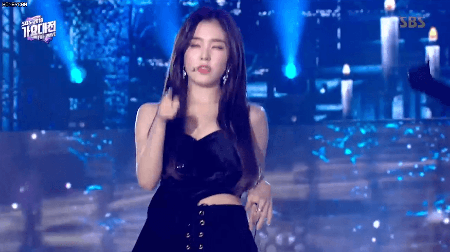 레전드찍은 오늘자 아이린.GIF | 인스티즈