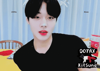 리얼로 포켓몬을 좋아하는게 눈에 보이는 만화.manhwa | 인스티즈