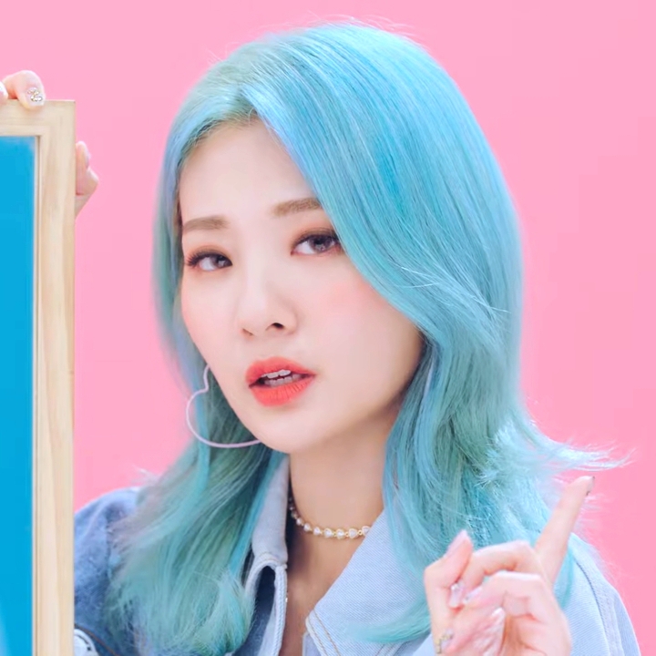 볼빨간사춘기 안지영 | 인스티즈