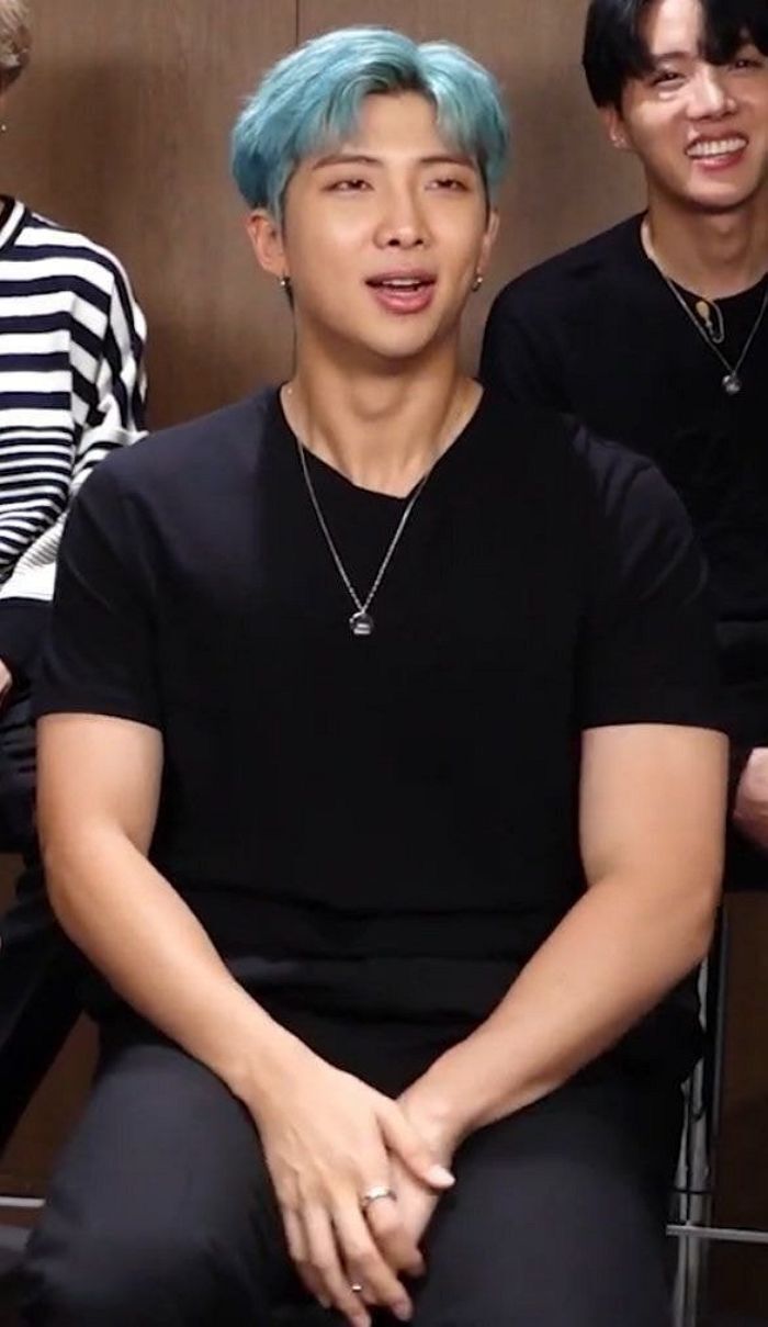 벌크업 중인 방탄소년단 RM | 인스티즈