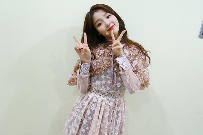 최근 오마이걸 가을동화 콘서트.jpg | 인스티즈
