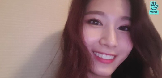 트와이스 사나 v앱 근접사진 | 인스티즈