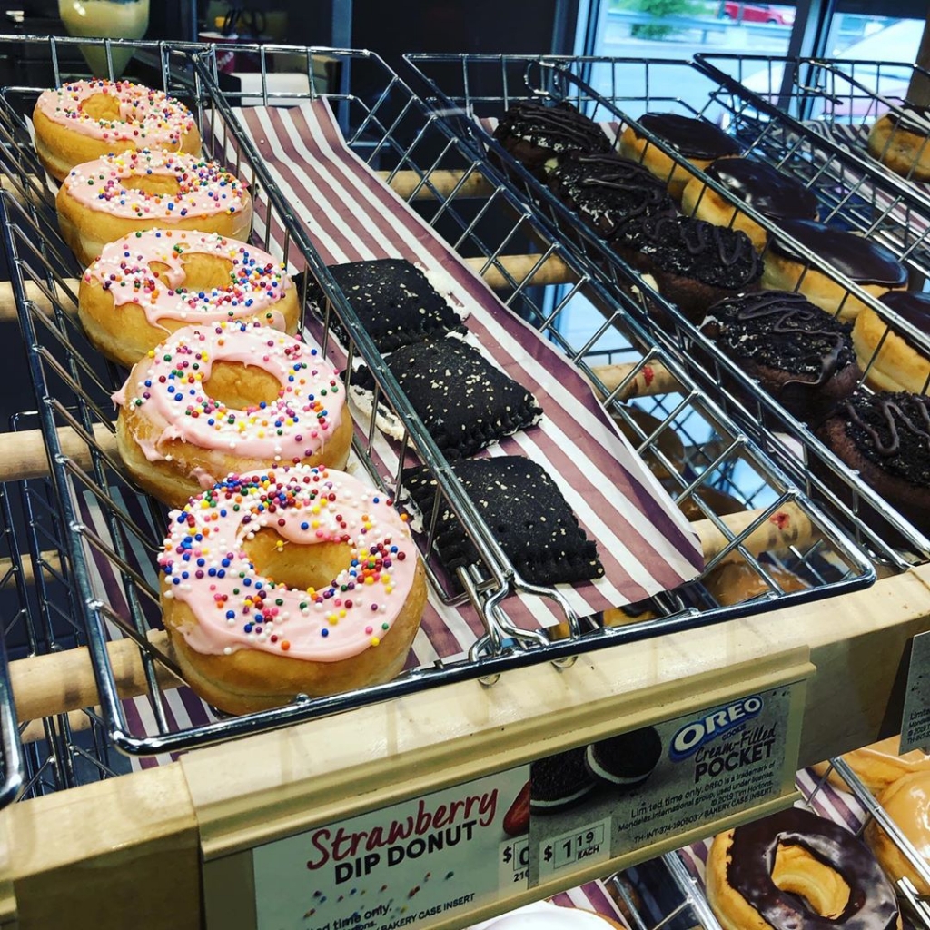 우리나라 스타벅스 급이라는 캐나다 국민 카페.jpg | 인스티즈