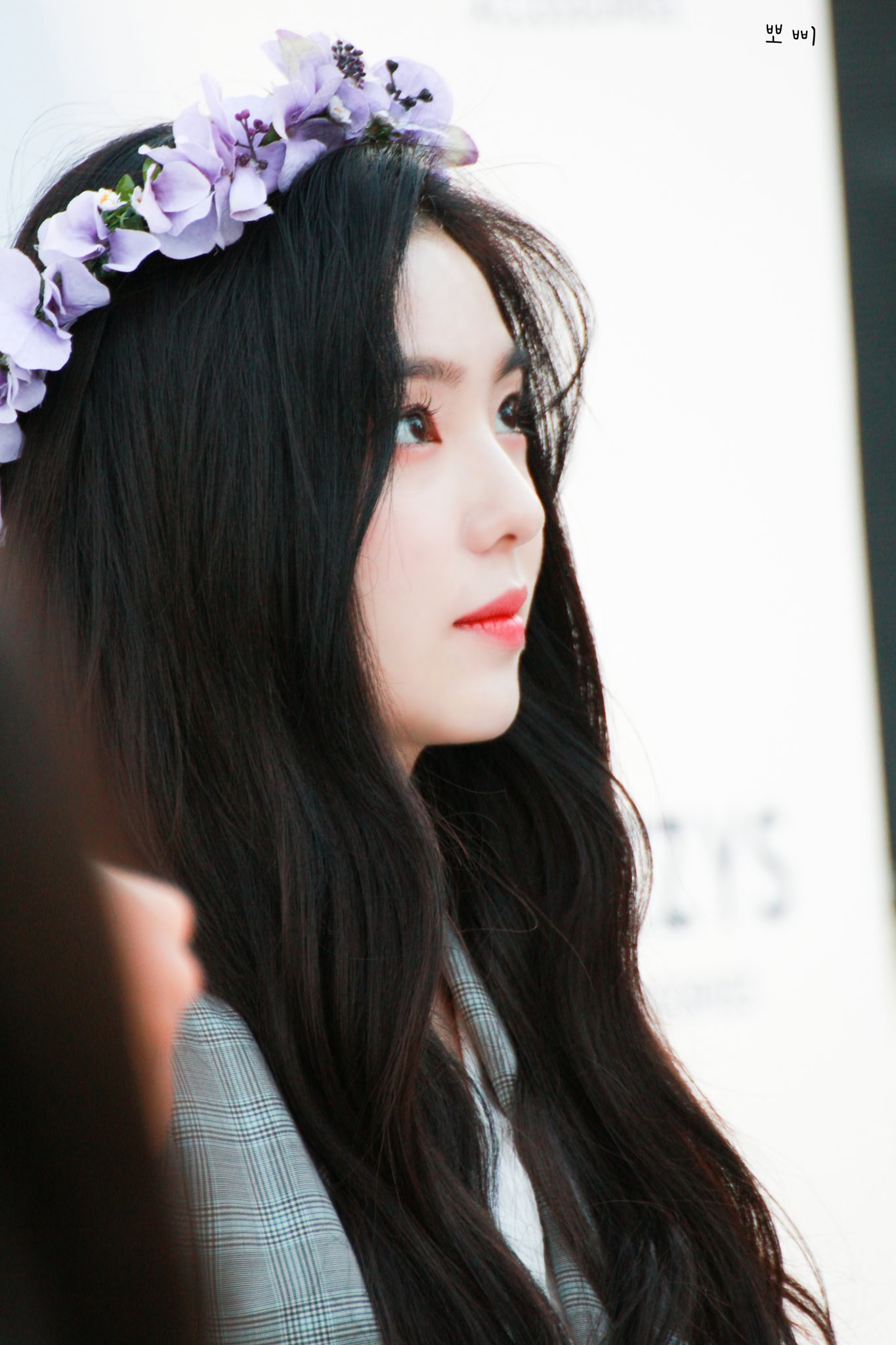 아이린의 옆태.jpg | 인스티즈