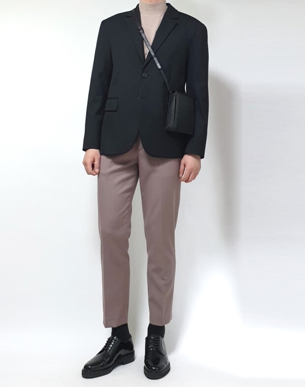 요즘 남자들이 많이 메는 가방 | 인스티즈