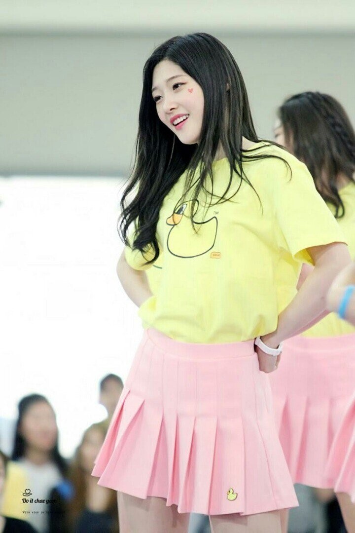 다이아 5주년 기념 우주에서 가장 청순하고 사랑스러운 정채연 님! | 인스티즈