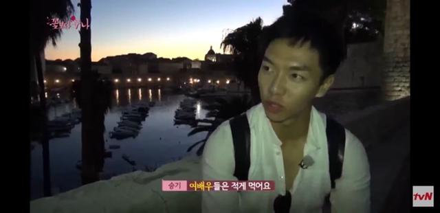 여배우들은 적게 먹어요....JPG | 인스티즈