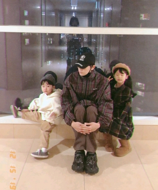 호불호 갈리는 검은 신발 | 인스티즈