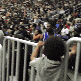 흐뭇한 팬서비스 | 인스티즈