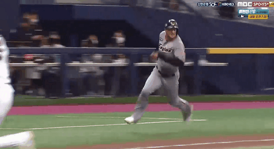 한화이글스 반즈 역전점수 만드는 슬라이딩 | 인스티즈