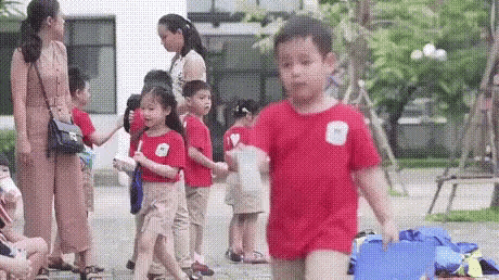 인생 2회차가 의심되는 어린이들.gif | 인스티즈