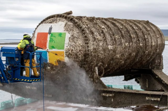 마이크로소프트 바닷속 서버 실험 성공.jpg | 인스티즈
