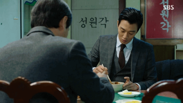 짜장면 땡기게 하는 드라마.gif | 인스티즈